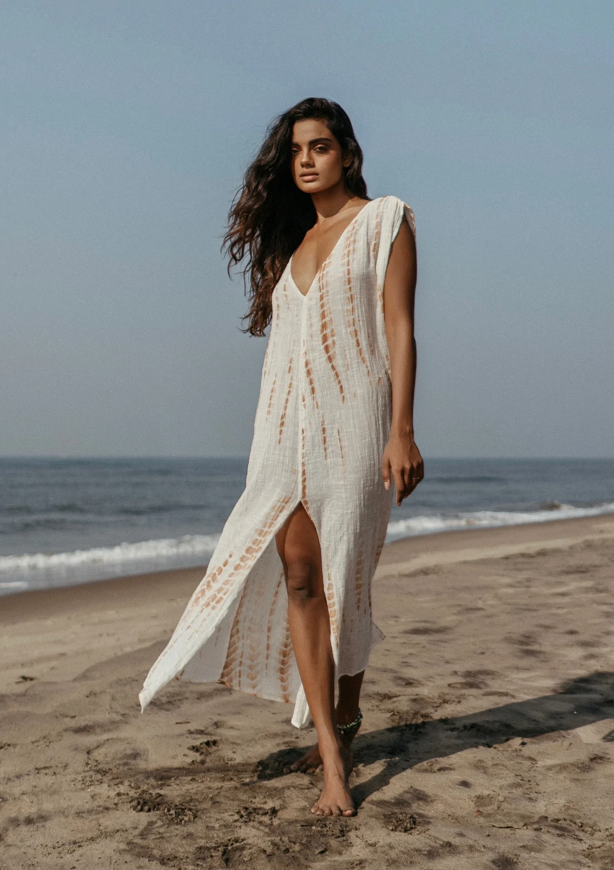 Alternate product view of Ares Kaftan – Lion Tie Dye